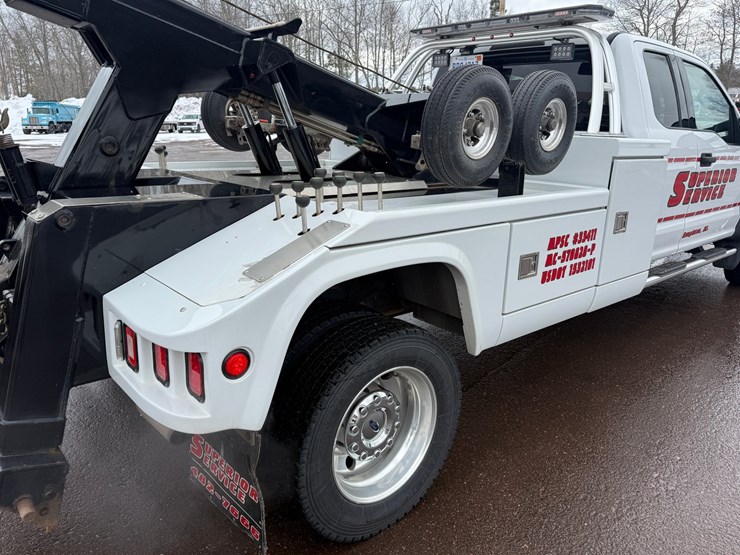 2018-ford-f550-image-37