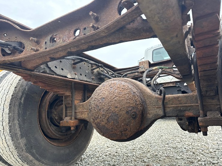 2002-international-4300-sba-image-49