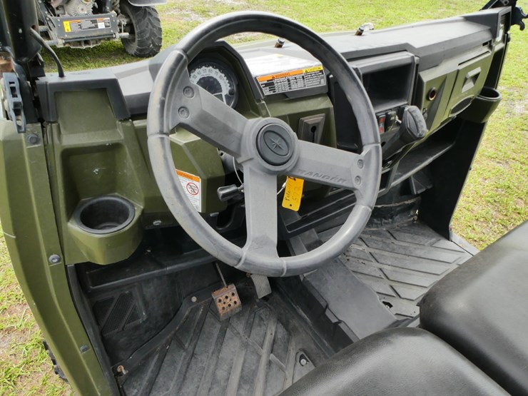 2015-polaris-ranger-image-11