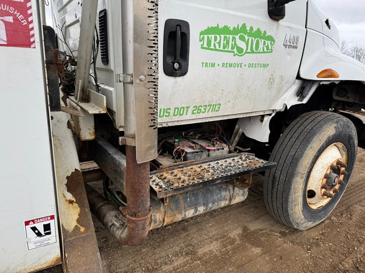 2007-international-durastar-4400-image-22