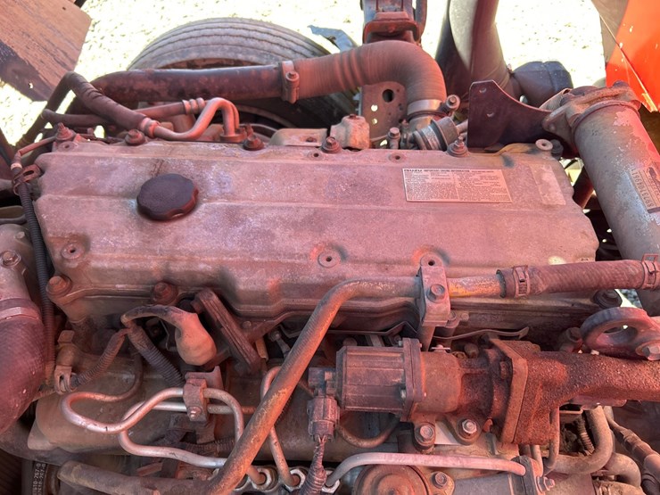 2005-isuzu-nqr-image-34