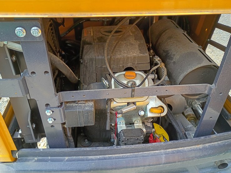 #24174-•-2025-agt-mx20r-mini-excavator-image-24