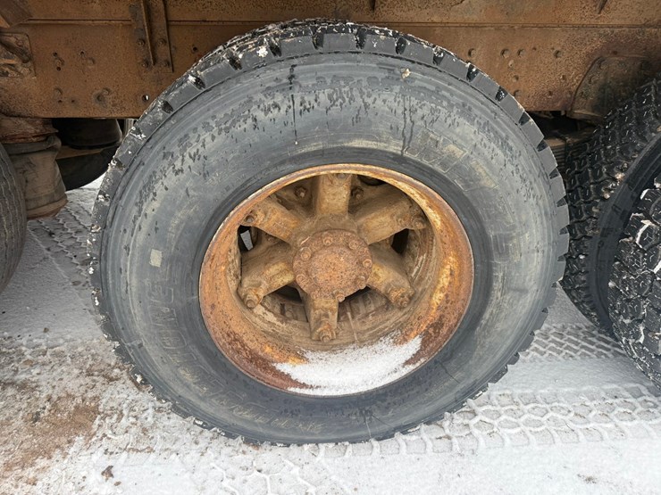 #1113-•-1990-ford-quad-axle-dump-truck-image-62