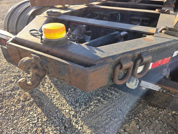 2006-massey-ferguson-8-image-37