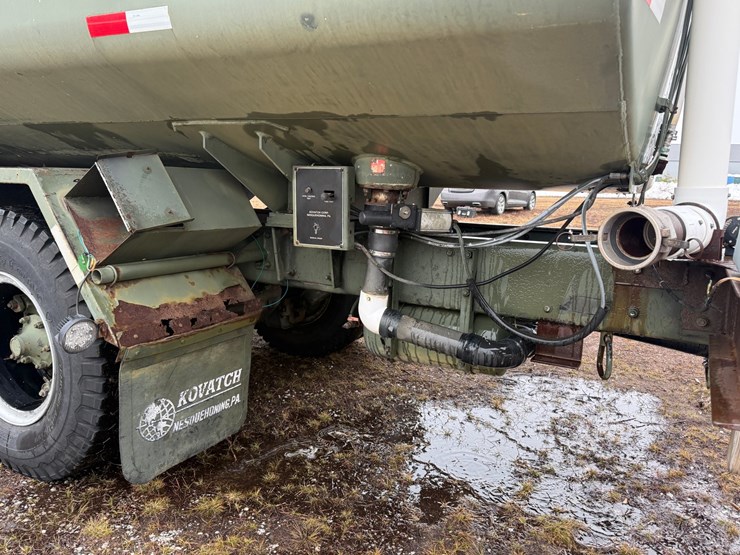 1984-mack-dm492s-image-20