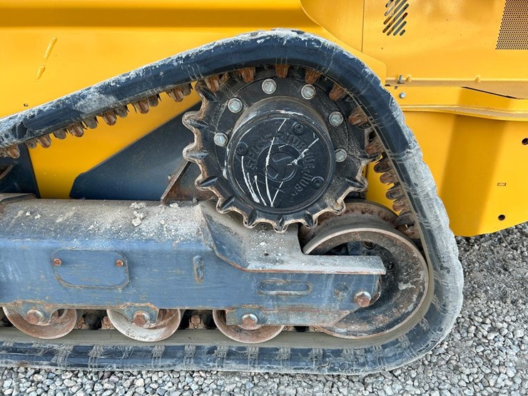 2024-deere-325g-image-19