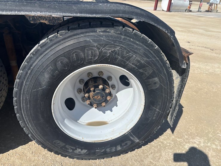 1994-international-9400-image-106