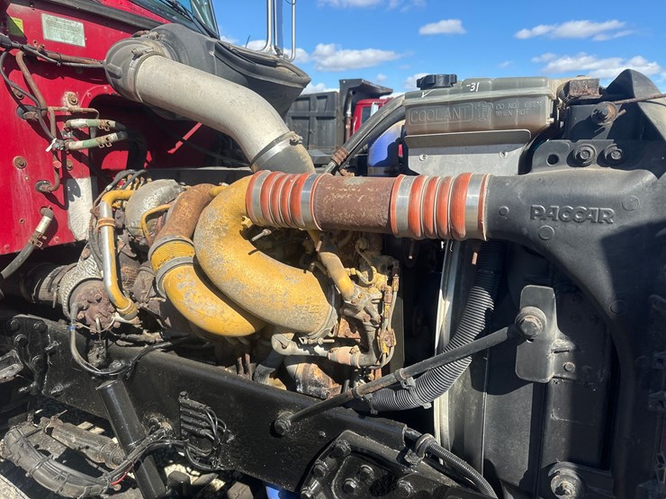 2008-peterbilt-386-image-42