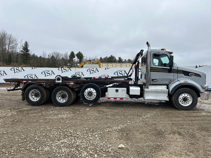 2016-massey-ferguson-8-image-6