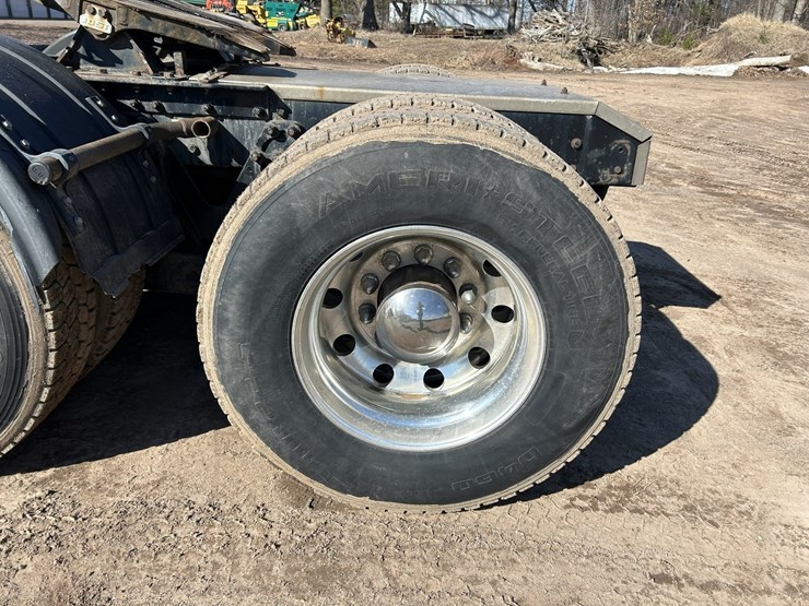 2020-kenworth-t880-image-85