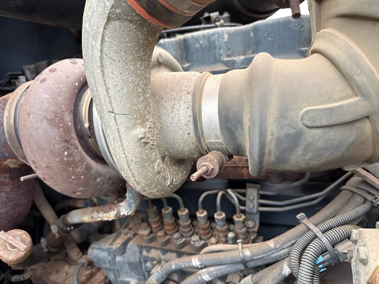 1996-mack-ch613-image-27