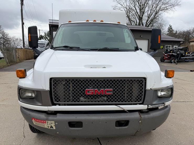 #1048-•-2009-gmc-c5500-specialty-service-truck-image-8