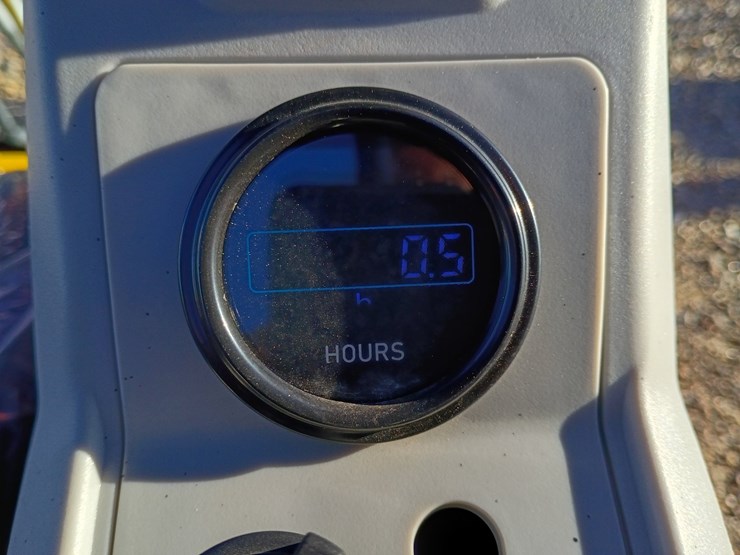 #l19-010-•-2026-tpm-18bs-mini-excavator-image-16