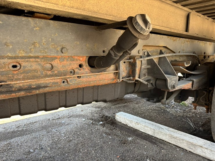 1999-ford-f550-image-53