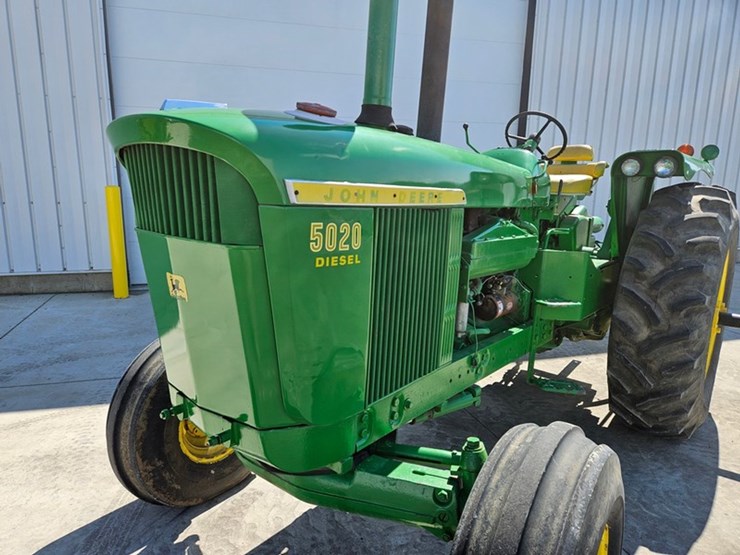 john-deere-5020-image-9