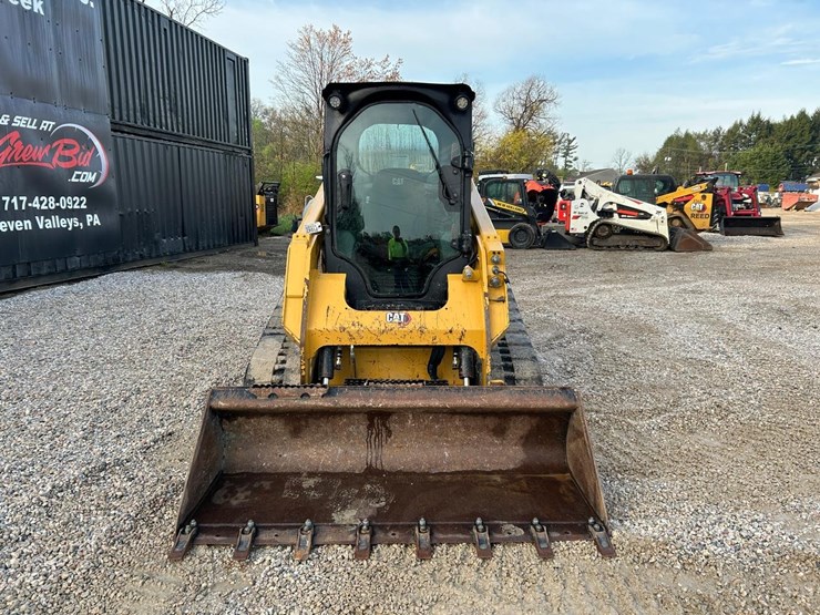 2019-caterpillar-259d3-image-7