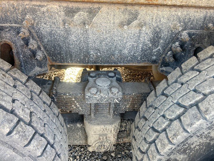 2006-international-7400-image-30