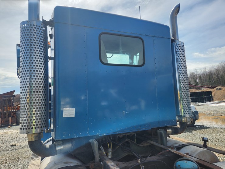 1985-kenworth-w900-image-20