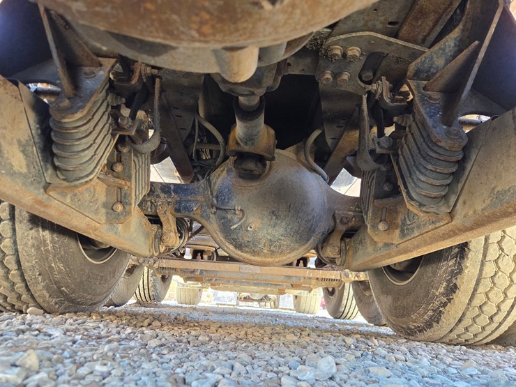 2019-international-hv613-image-50