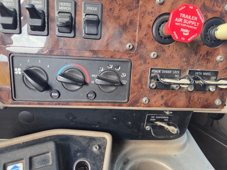 2005-caterpillar-c13-image-66