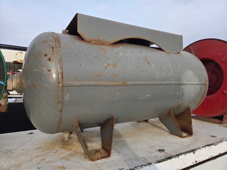 2018-ford-f550-xl-image-37