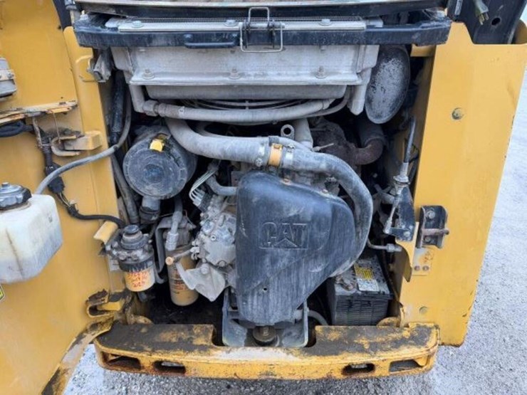 2009-caterpillar-232b2-image-20