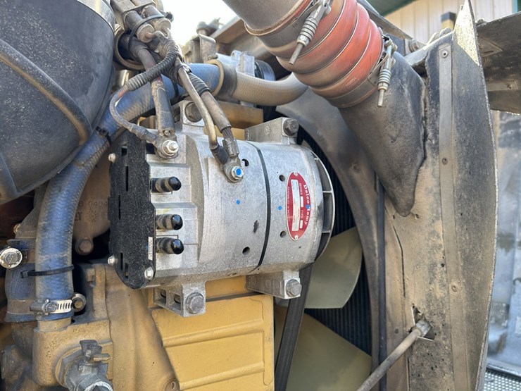 2006-kenworth-t800b-image-51