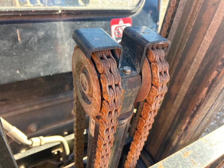 toyota-8fdu25-image-12