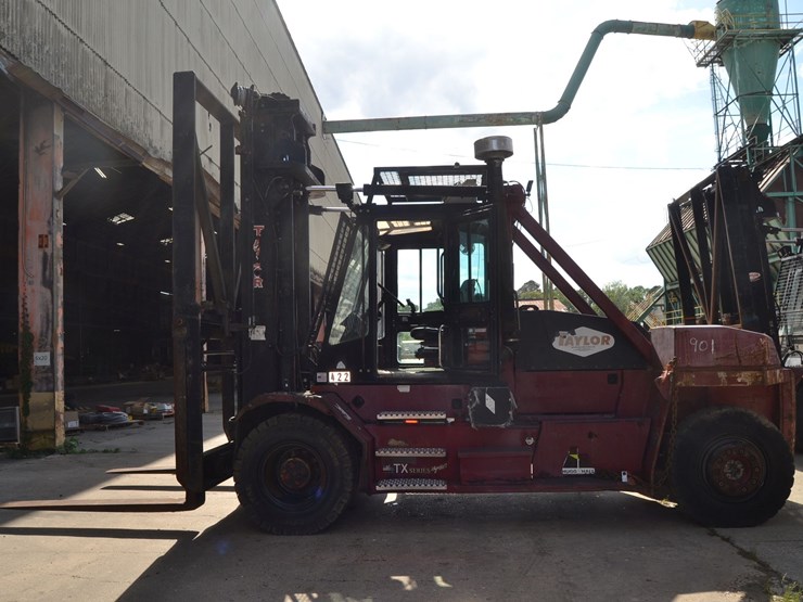 taylor-model-txh360l-dual-wheel-forklift-w/-side-shift-w/-fork-positioner-w/-cummins-engine-w/-enclosed-cab-sn#sck39311--12,415--hours-image-4