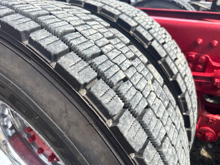 2005-kenworth-t800-image-87