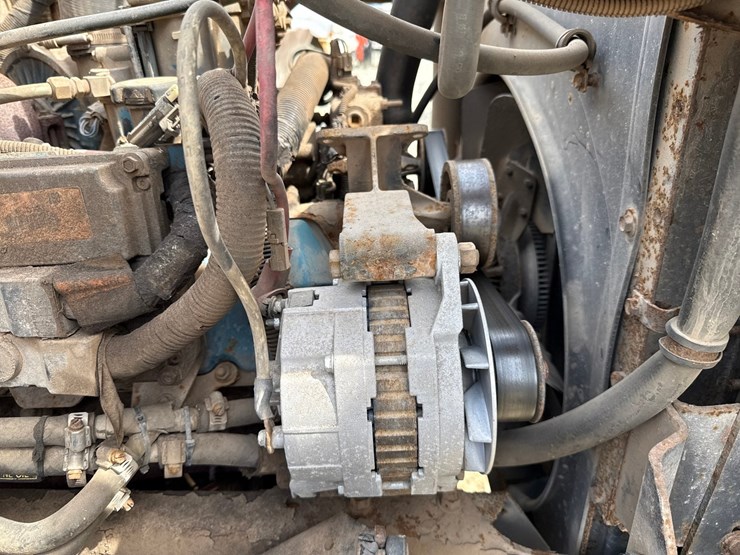 2000-international-4700-image-20