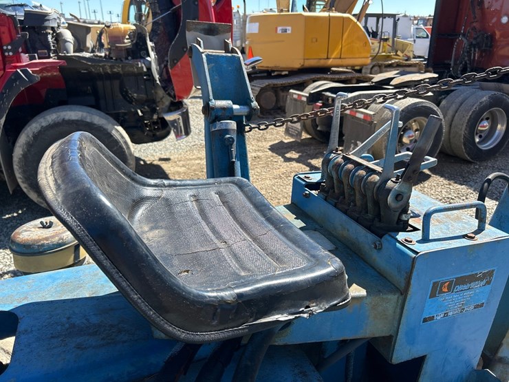 ditch-witch-r65-image-23