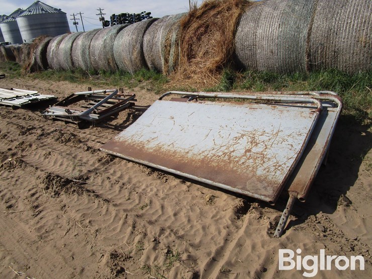 livestock-alleyway-panels-&-braces-image-1