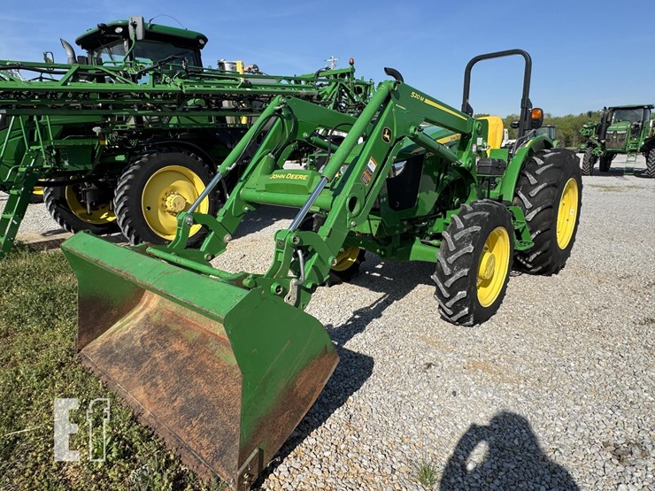 2022-john-deere-5055e-image-1