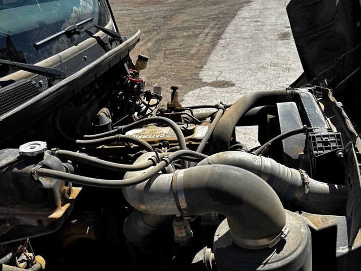 1999-caterpillar-3126-image-8