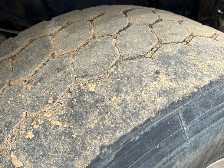 2006-caterpillar-c15-image-105