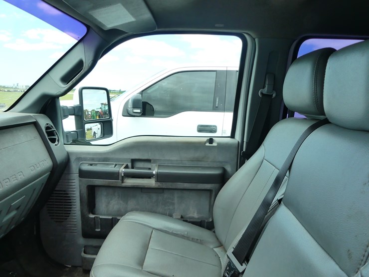 2012-ford-f250-xl-image-12