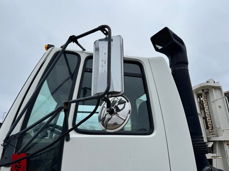 1997-elgin-eagle-e-image-11