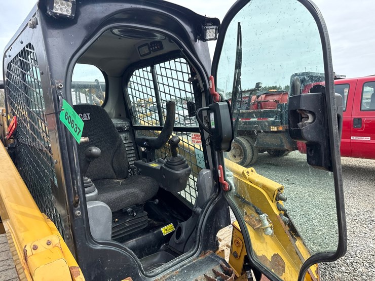 caterpillar-259d-image-33