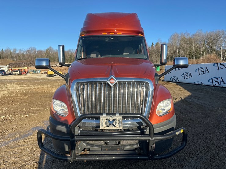 2019-international-lt-image-8