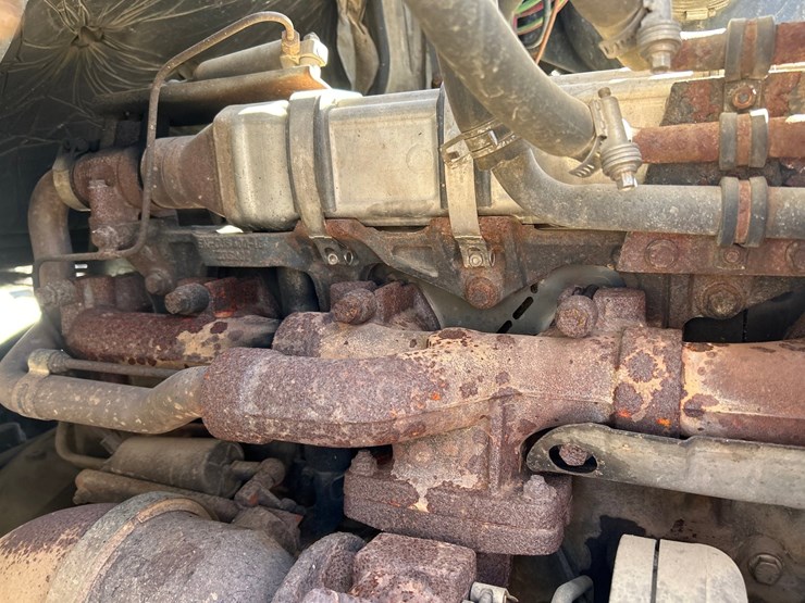 2005-massey-ferguson-8-image-46