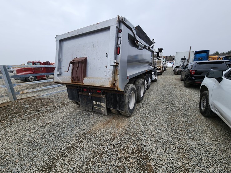 2014-kenworth-t800-image-8