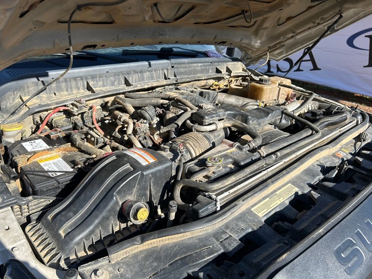 2012-ford-f550-image-34