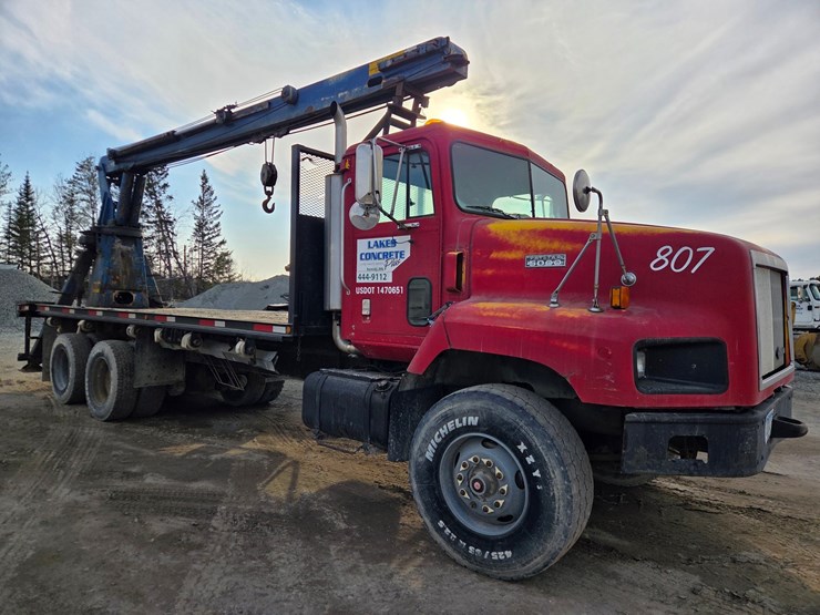 1998-international-paystar-5000-image-7