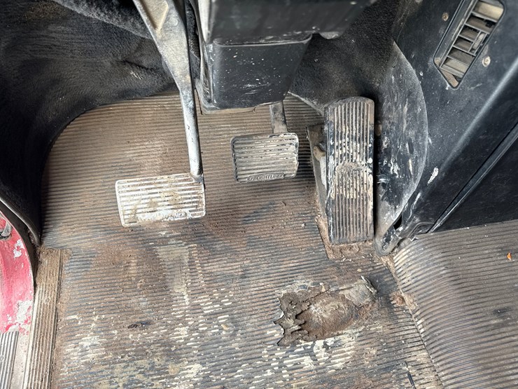 1998-massey-ferguson-8-image-59