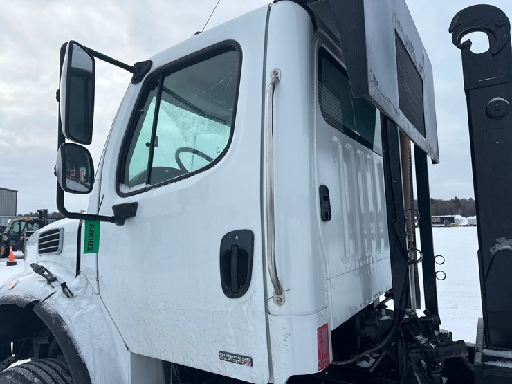 2009-caterpillar-c13-image-15