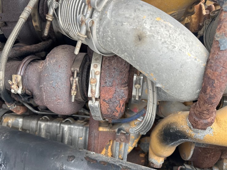 2009-caterpillar-c13-image-50