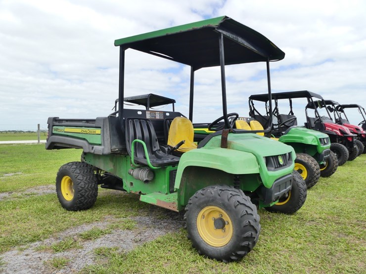 john-deere-tx-4x2-image-1