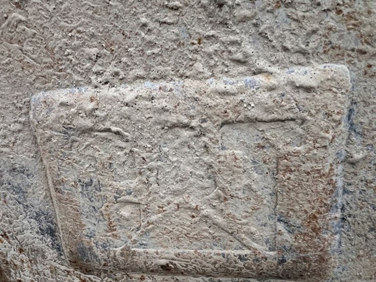 cat-72"-muck-bucket-image-9