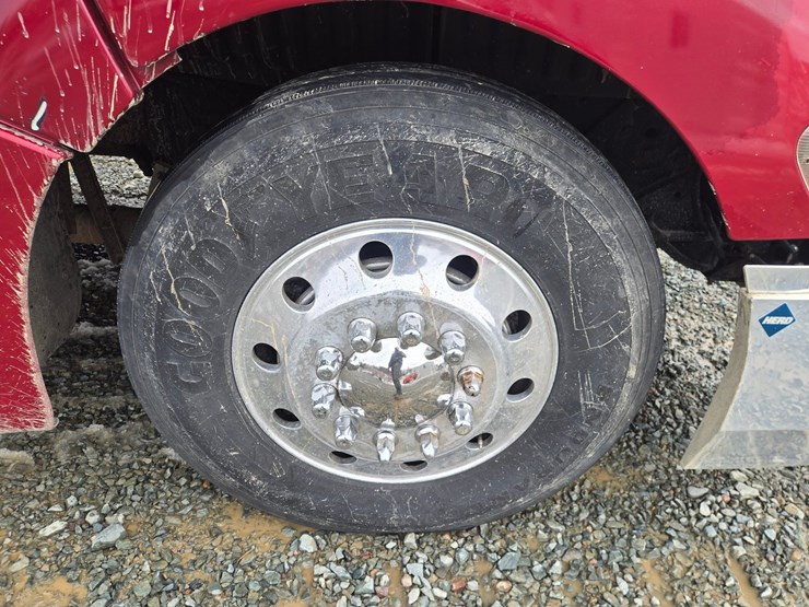 2007-peterbilt-387-image-103